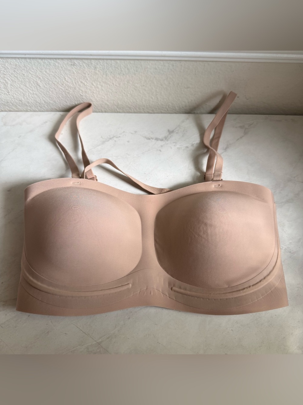 Strapless Convertible Smooth Bra in Light Nude